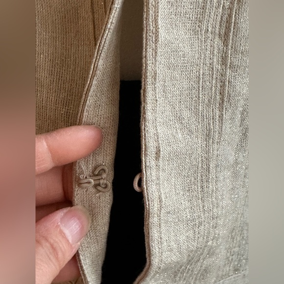 Chicos Crean W Gold Shimmer & Jewel Embellished Linen Long Sleeve Hook E… - Picture 3 of 11